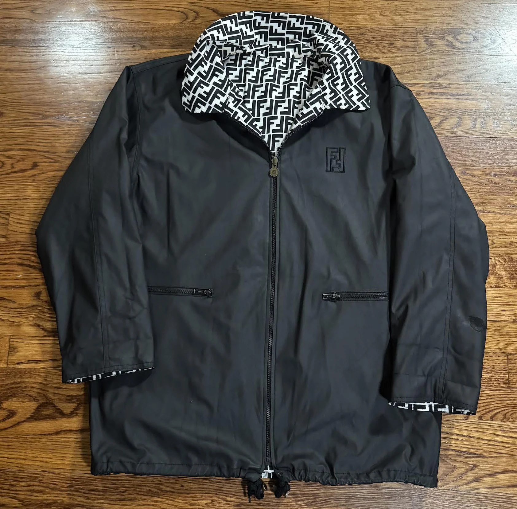 ジャケット・アウター Fendi Vintage Maglia Black Packable Coat Vintage Fendi Reversible Monogram Jacket — RootsBK